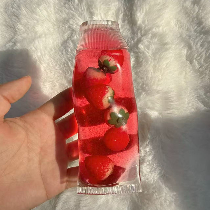 Strawberry Toothpaste（Strawberry decor is hard）